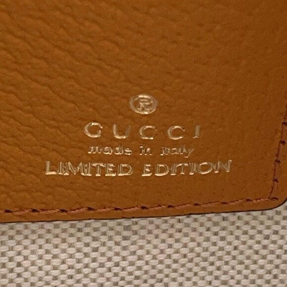 GUCCI KAI x GUCCI Teddy Bear GG Supreme Clutch Bag PVC/Leather Yellow/Beige - Picture 9 of 11